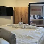 Deluxe Mit Private Sauna شقة